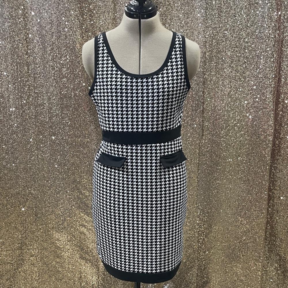 SHEIN Black and White Houndstooth Mini Dress